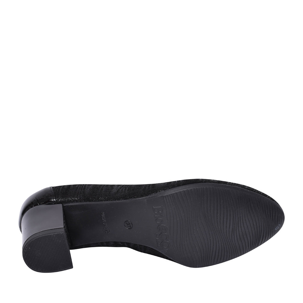 Ladies 5527 G-fit Low Heel Court Shoe In Black
