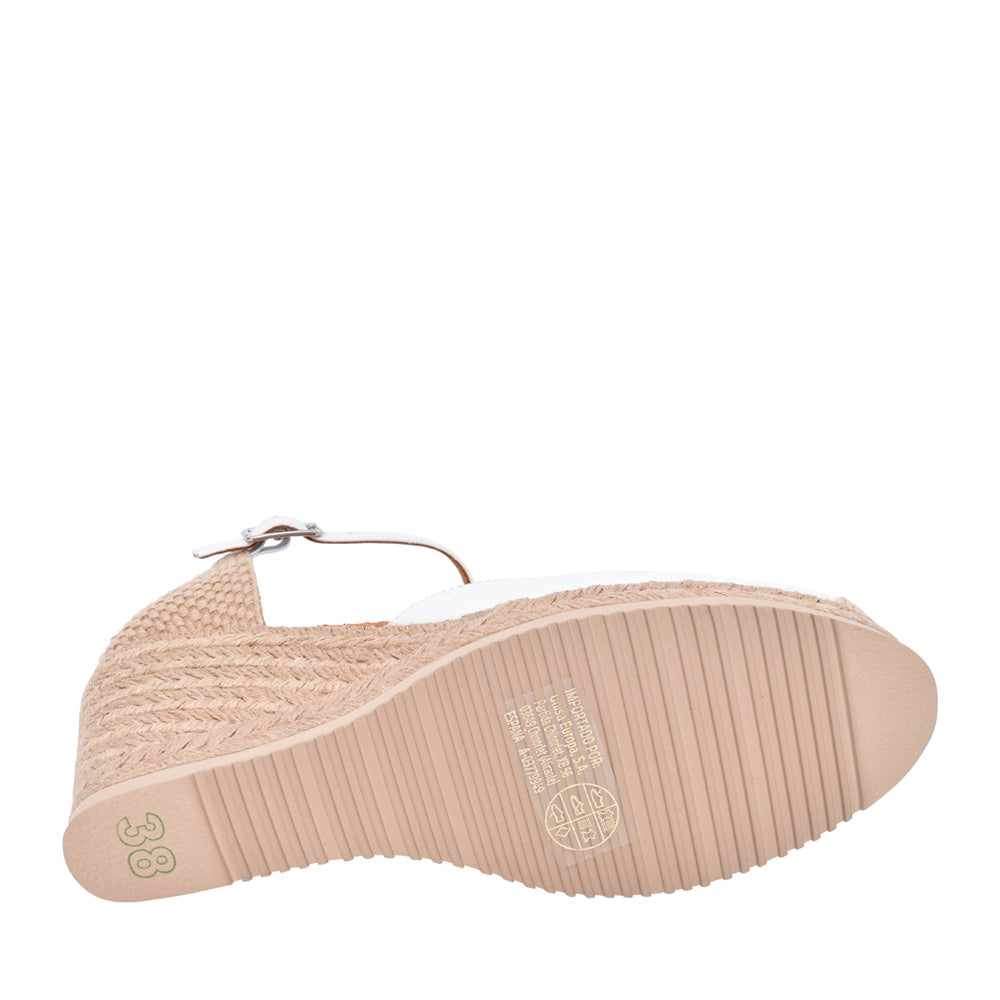 Ladies Castilla Wedge Shoe In White