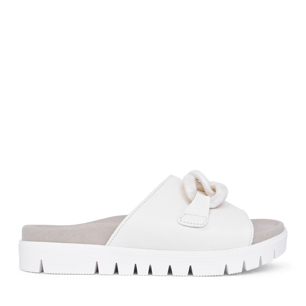 Ladies 43.743 Erica Mule In White