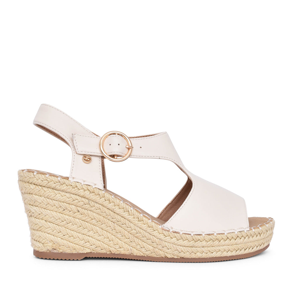 Ladies Mongolia Wedge Sandal In Cream