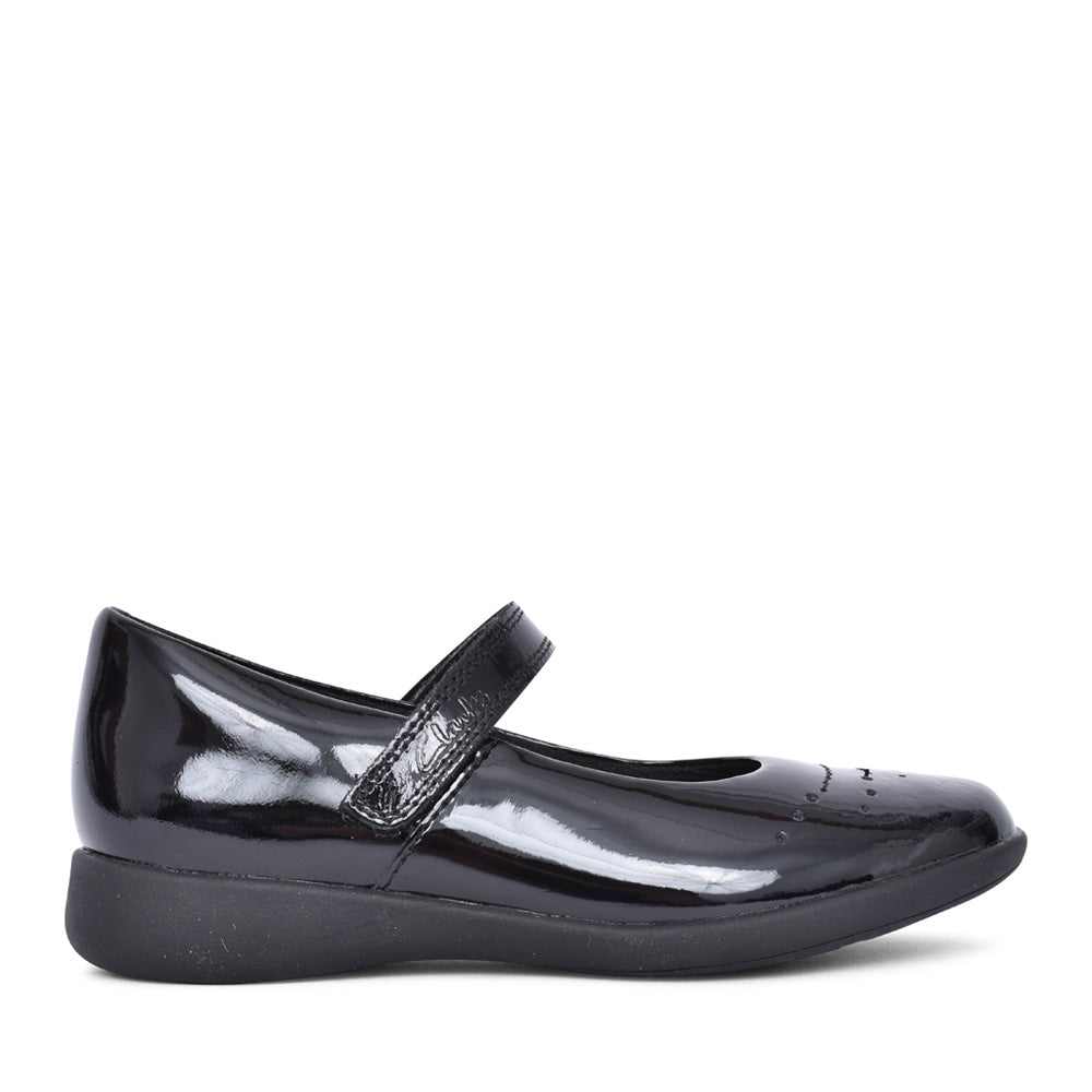 Girls Etch Gem K Black Patent Mary Jane Shoe In Kids F Fit