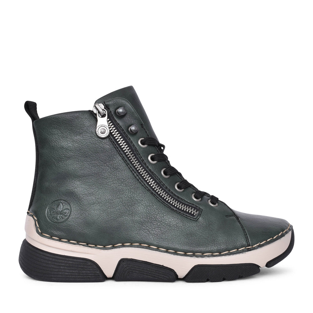Ladies 45920 Laced Ankle Boot In Green