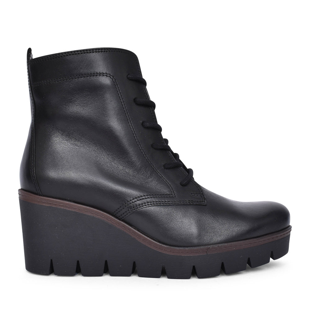 Ladies 54.781 Unity Wedge Ankle Boot In Blk Leather