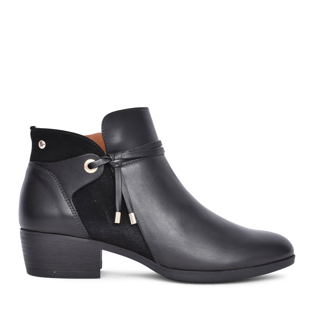 Ladies Daroca 8505 Ankle Boot In Black