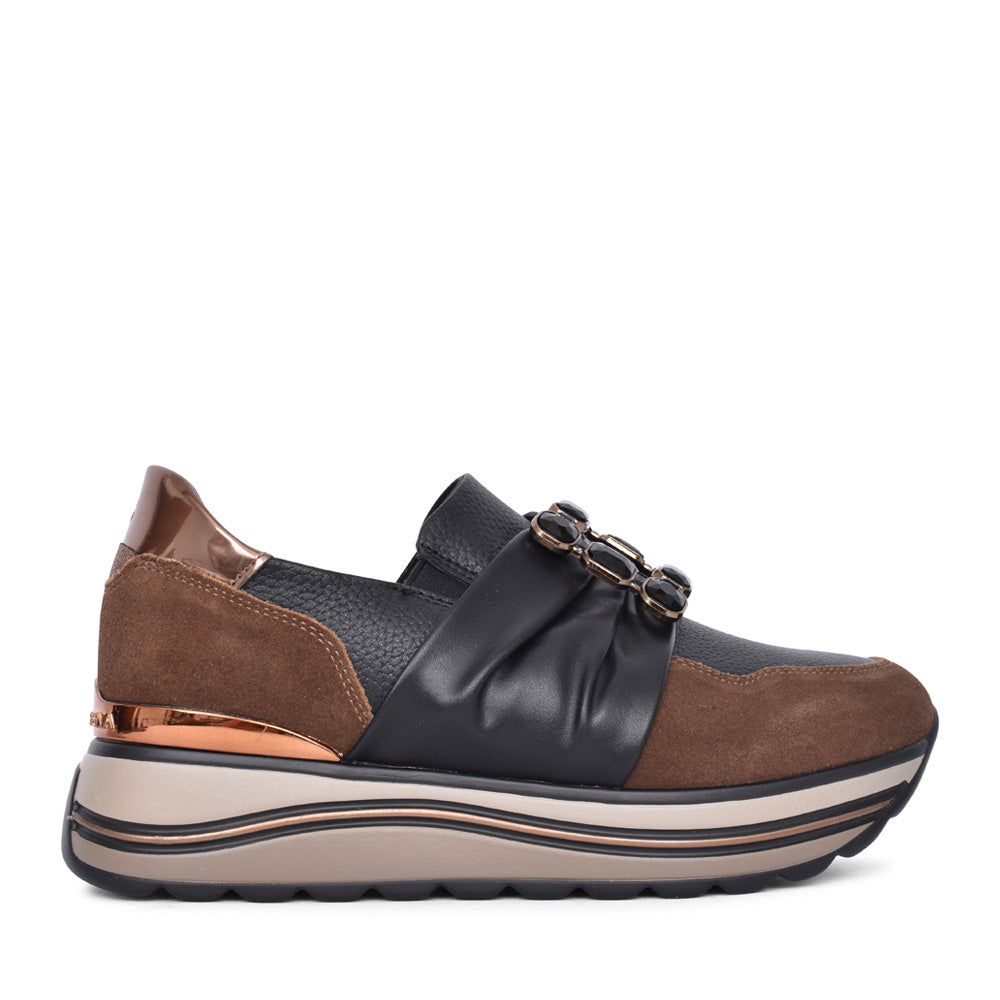 Ladies Betty Slip-on Shoe In Bronze
