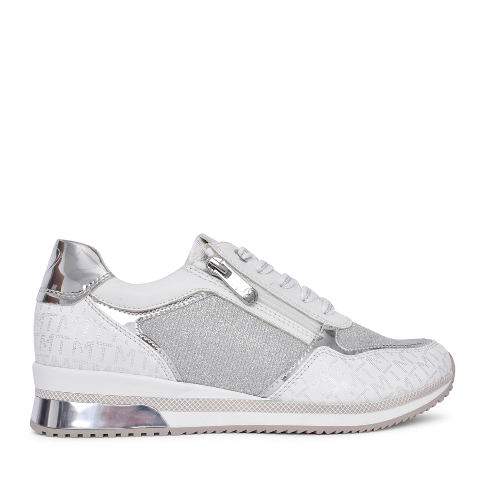 Ladies 2-23713 Laced Trainer In White