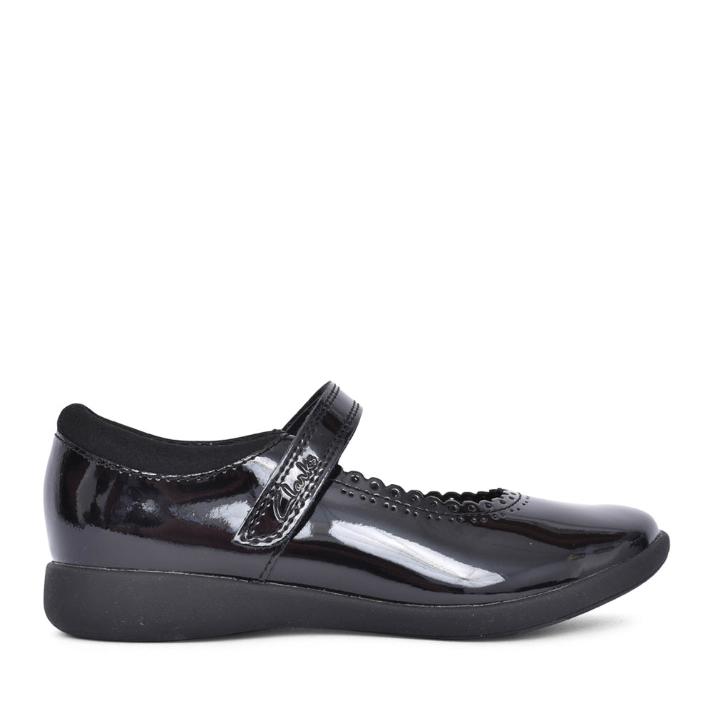 Girls Etch Pure K Patent Mary Jane Shoe In Kids F Fit