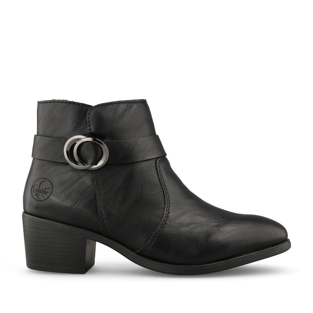 Ladies 73975 Low Heel Ankle Boot In Black