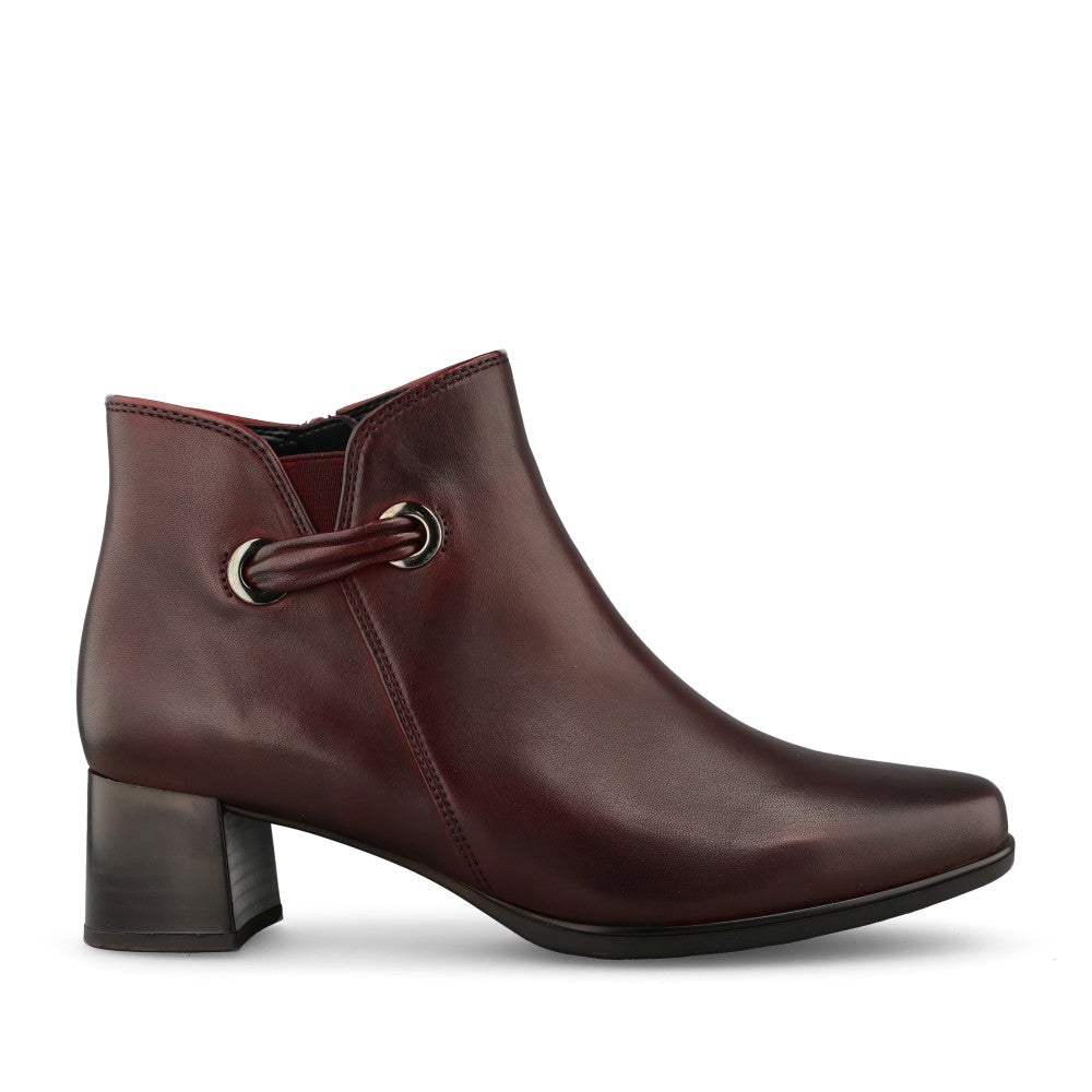 Ladies 72.827 Keegan 3 Ankle Boot In Wine