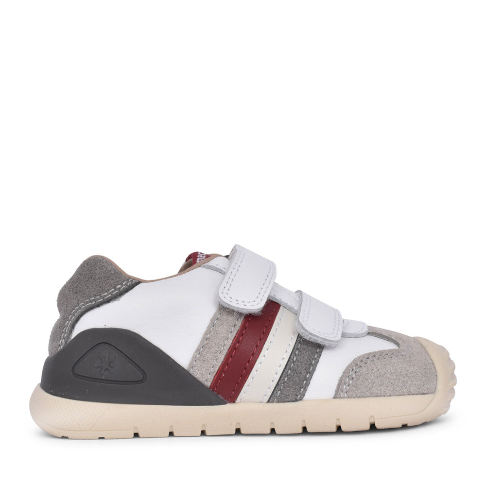Boys 251129 Double Velcro Shoe In White