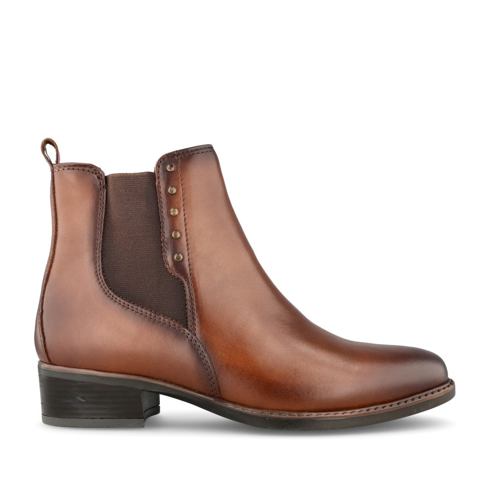 Ladies Crest 1983 Low Heel Ankle Boot In Chestnut