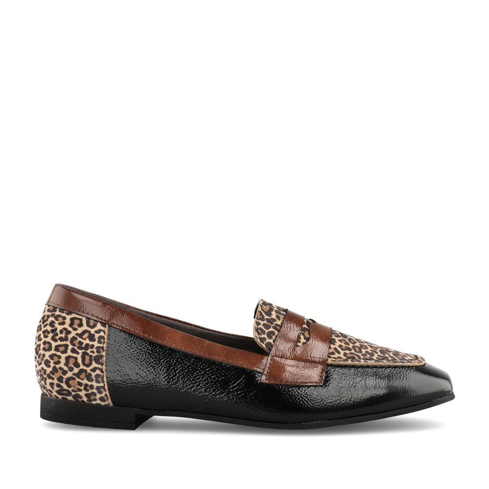 Ladies 10.870 Slip-on Loafer In Black