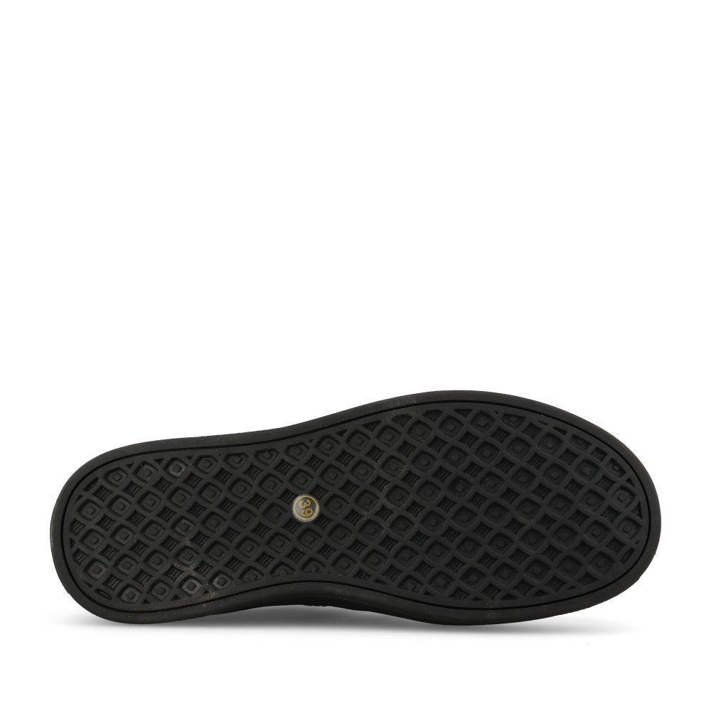 Drilleys Ladies Thirty Two Trainer In Whipped Jedi