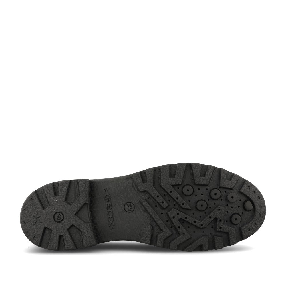 Geox Girls J3620C Casey Slip On Shoe in Black Leather