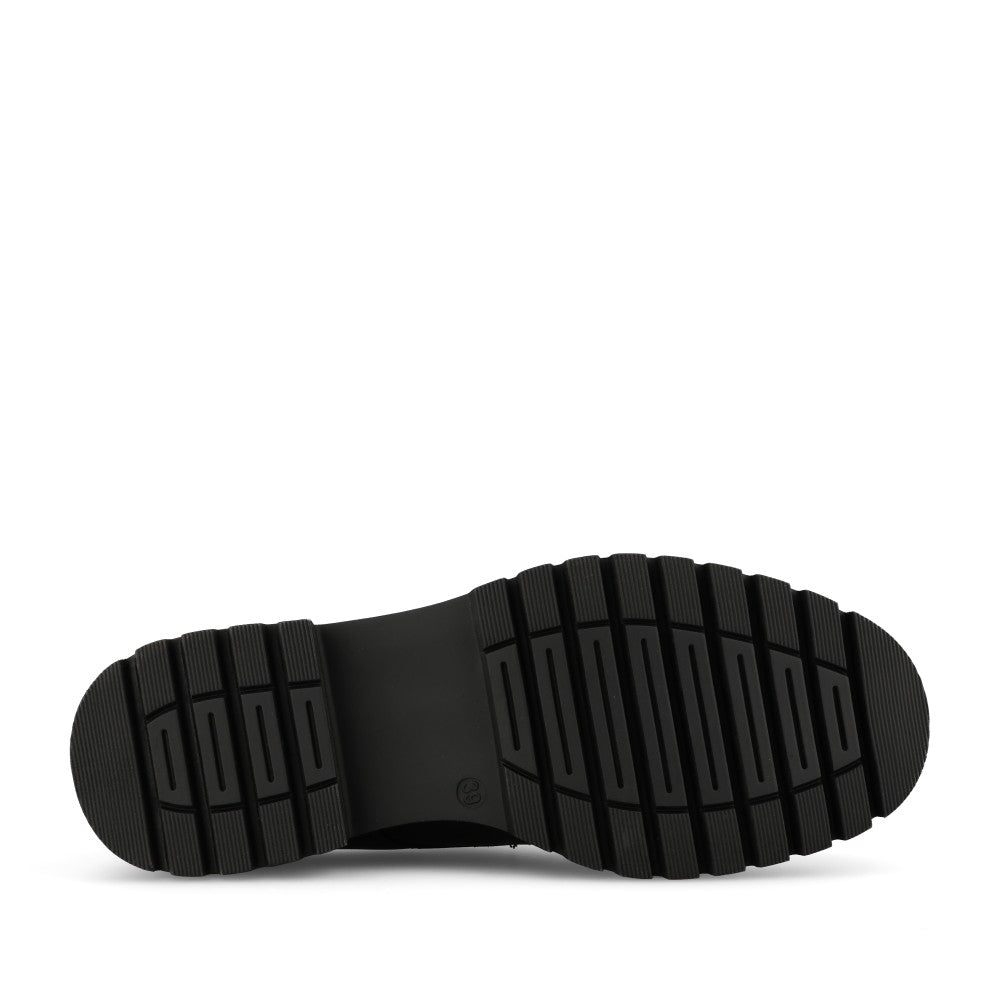 Start Rite Girls Barcelona Laced Shoe in Black Leather