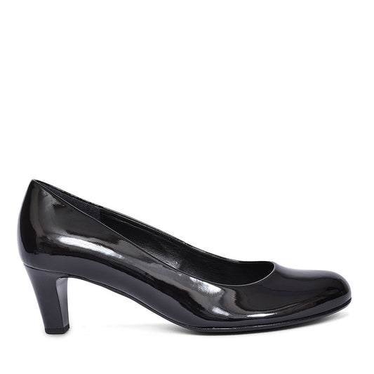 Mid Heel Court Shoe For Women In Black Patent