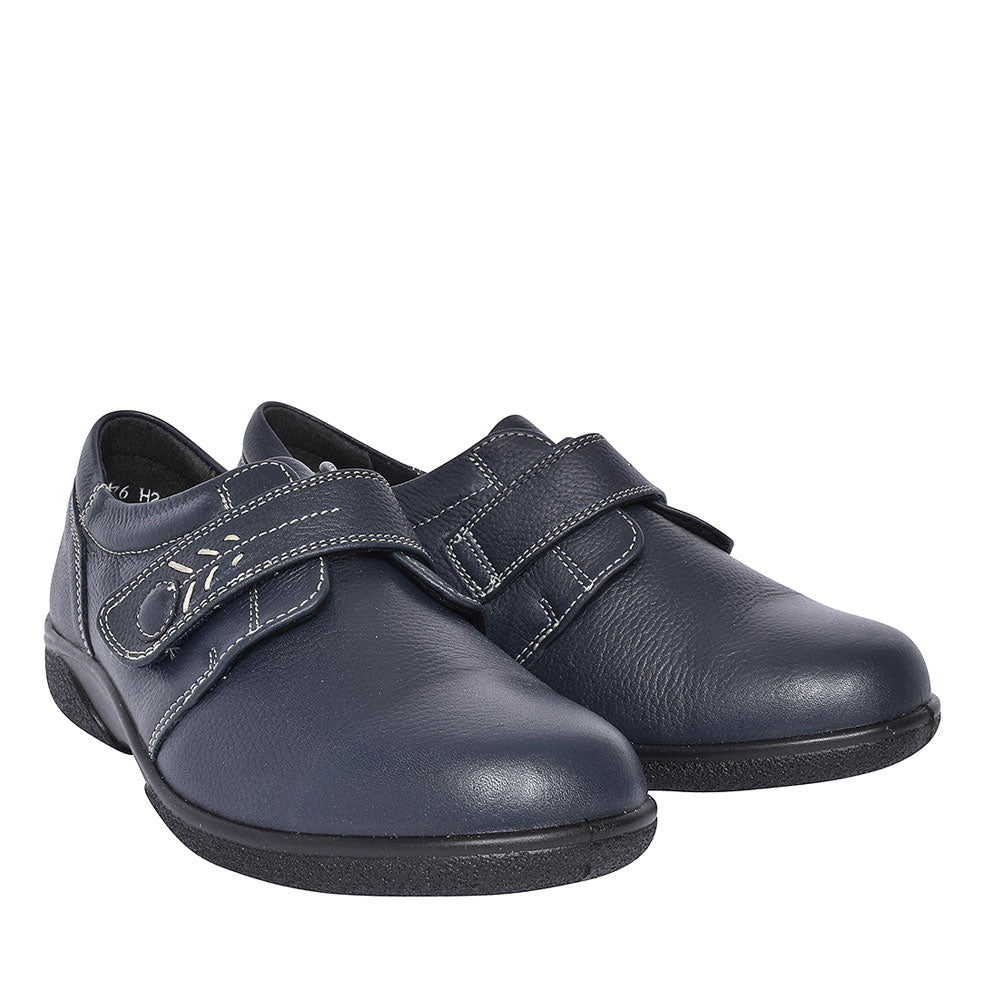 Healey 4e Plain Toe Shoe For Ladies  In Navy