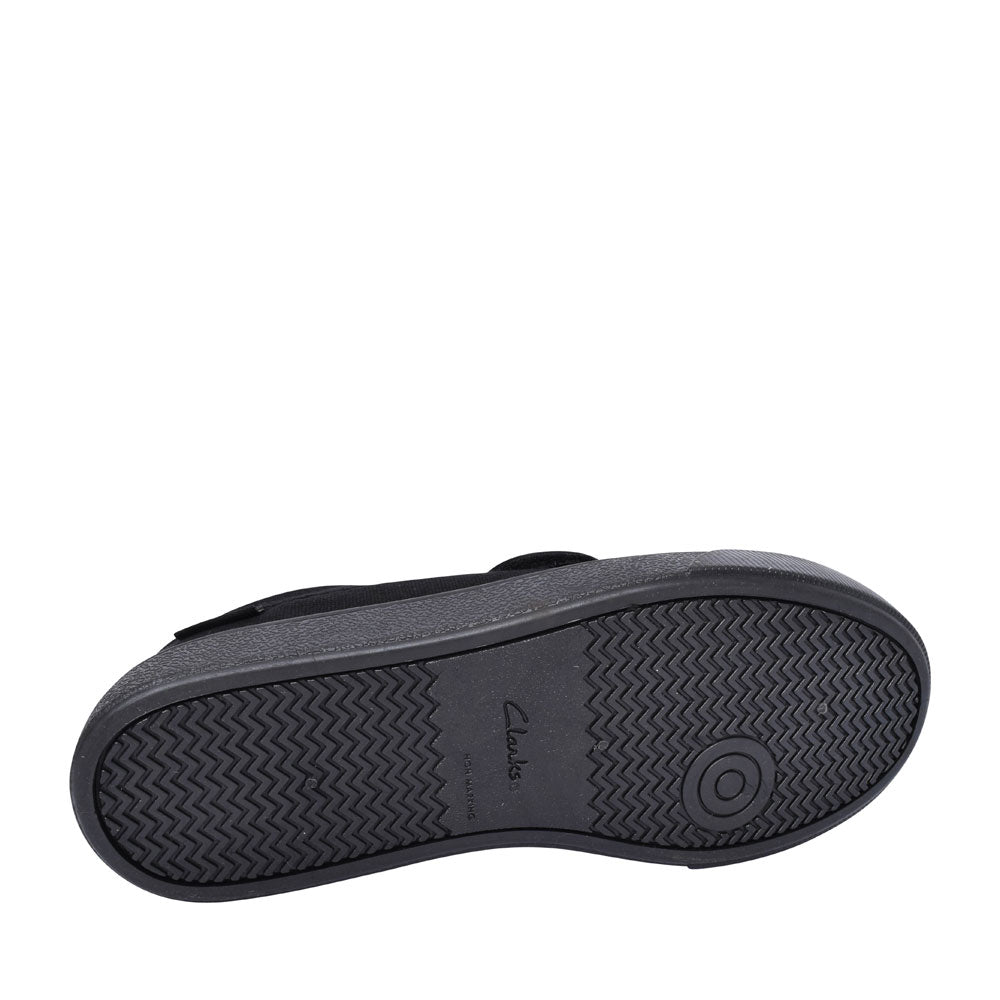 Hopper Run Black Fabric Plimsolls In Kids G Fit