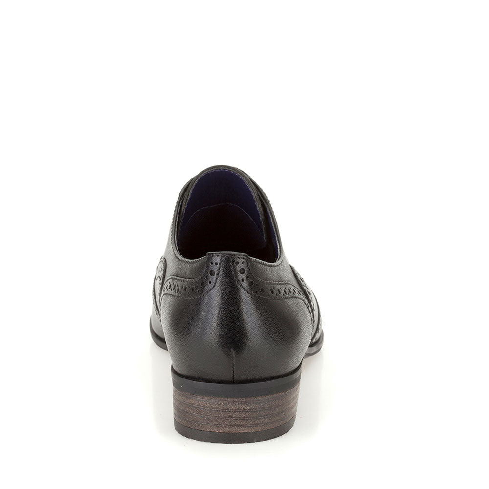 Hamble Oak Leather Brogue Shoe C Fit  In Blk Leather