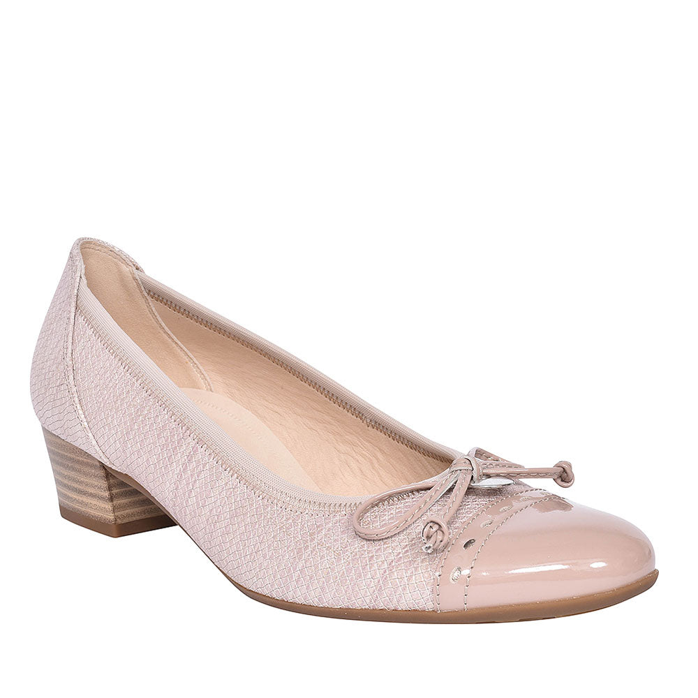 203 Bow Court Shoe For Ladies In Nude