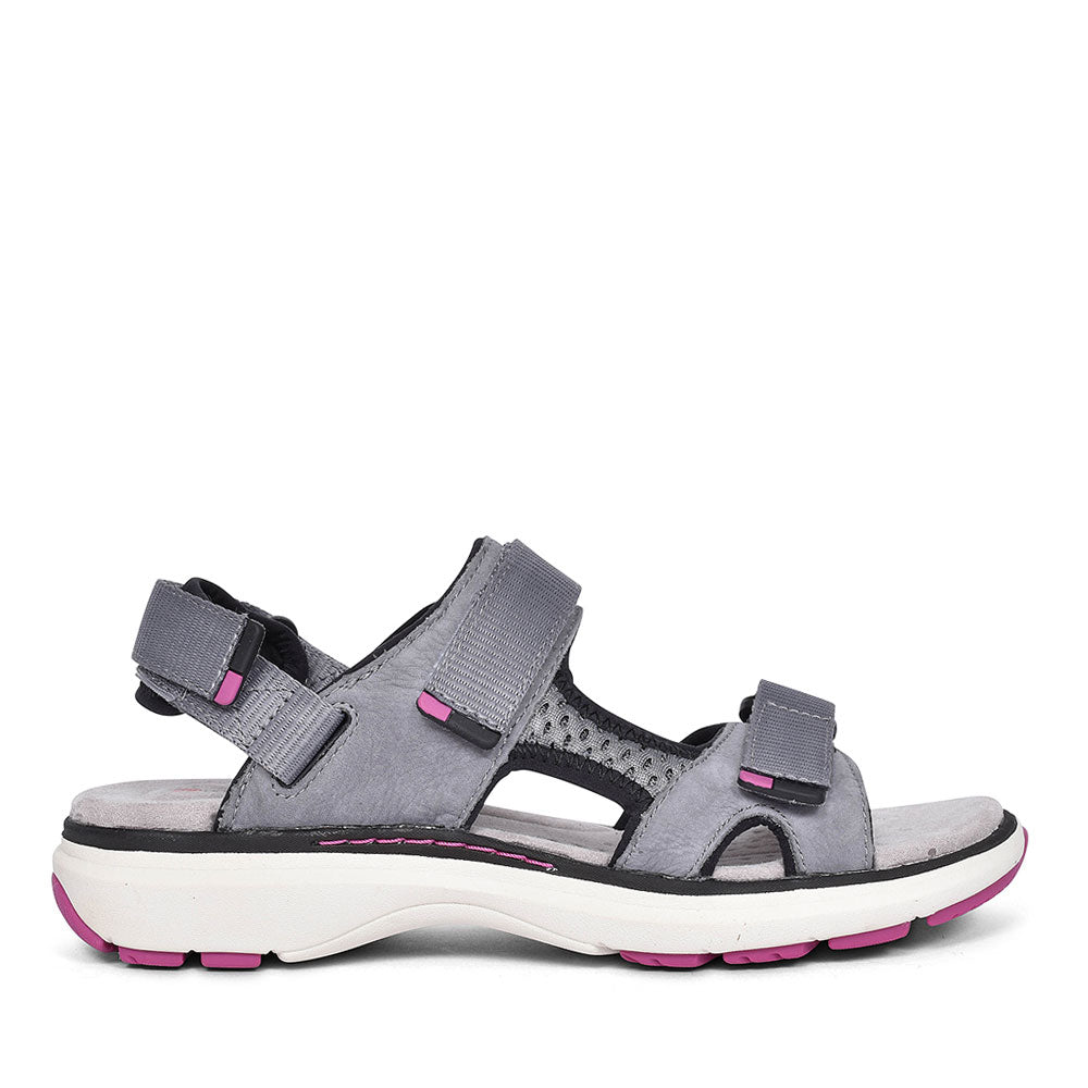 UN ROAM NUBUCK SANDALS