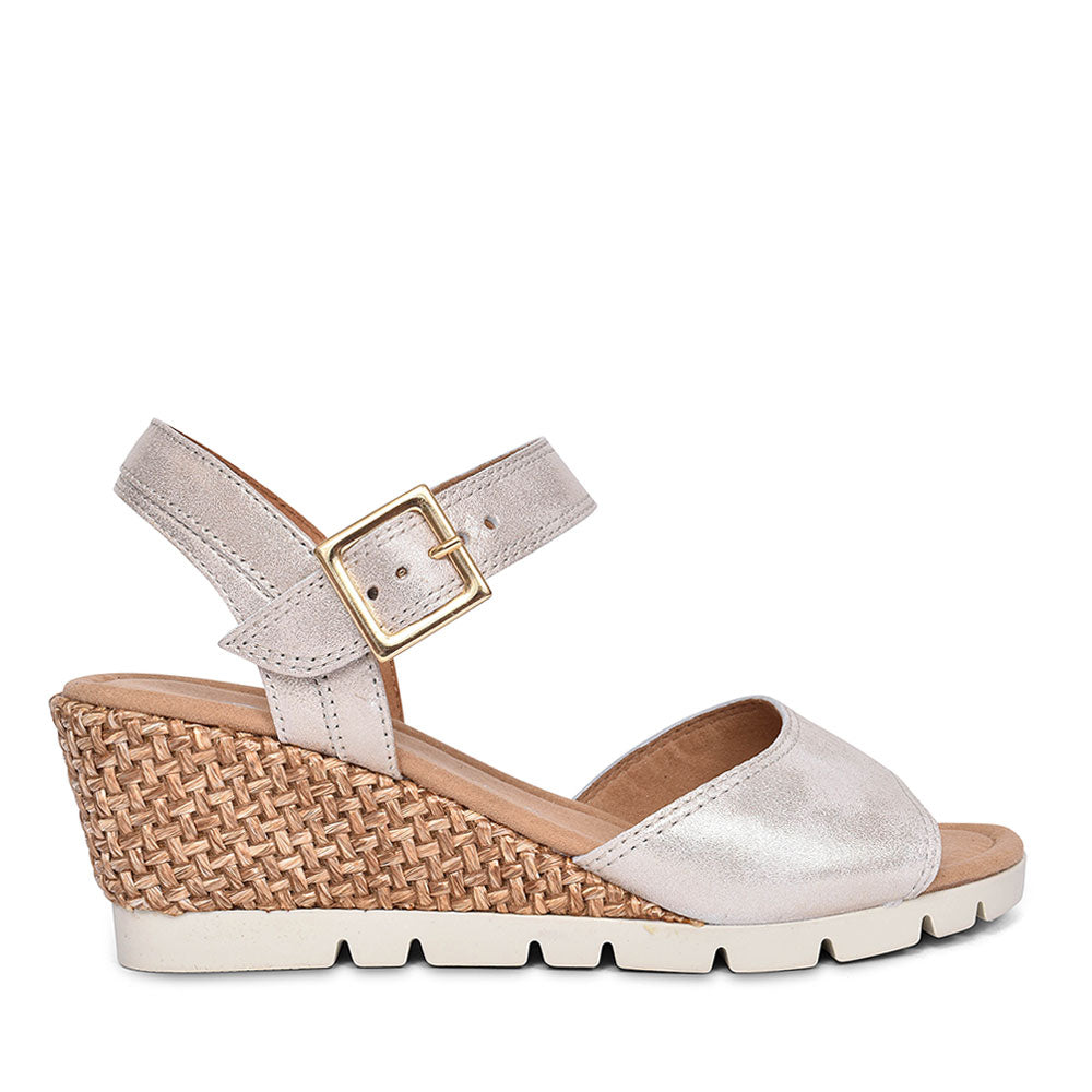 WEDGE SANDAL