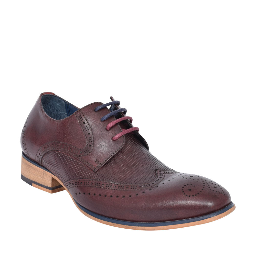 Boys Twickenham Laced Brogue Shoe In Brown
