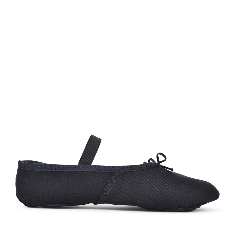 7rspblc Canvas Split Sole Dance Pumps In Black