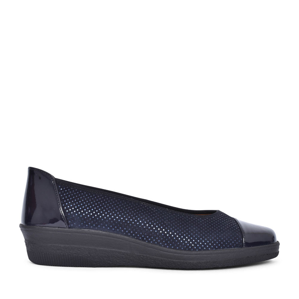 Petunia 36.402 Casual Slip On Shoe For Ladies In Navy