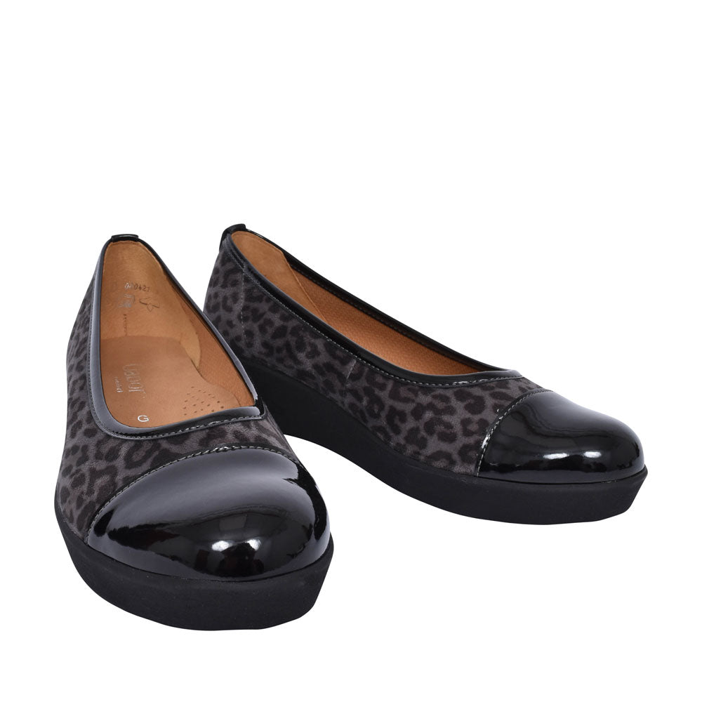 Orient 36.471 Casual Slip On Wedge Shoe For Ladies In Animal