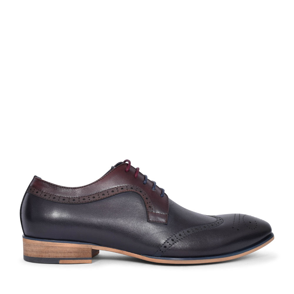 Twickenham Punch Detail Brogue Shoe For Men In Navy