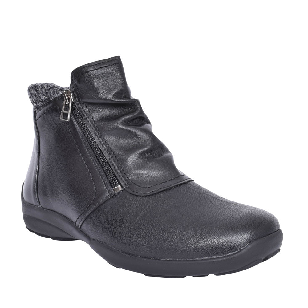 Ladies Stoke 2v Extra Wide Ankle Boot In Black