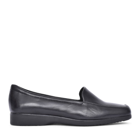 Ladies Georgia Leather E-fit Slip-on Shoe In Black