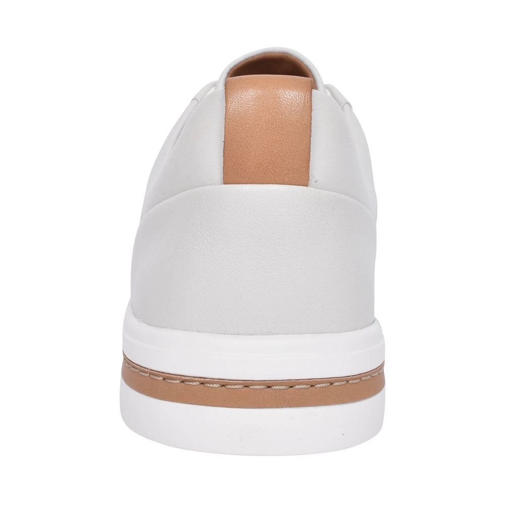 Un Maui Lace Leather D Fit Laced Trainer For Ladies In White