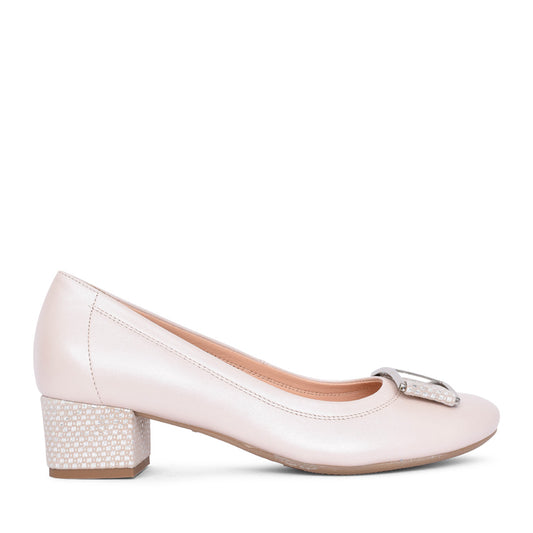Ladies 5632 G-fit Low Heel Court Shoe In Beige