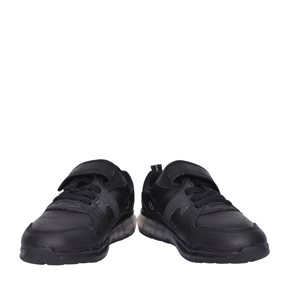 Boys Spark Beam Black Leather Trainer In Kids F Fit