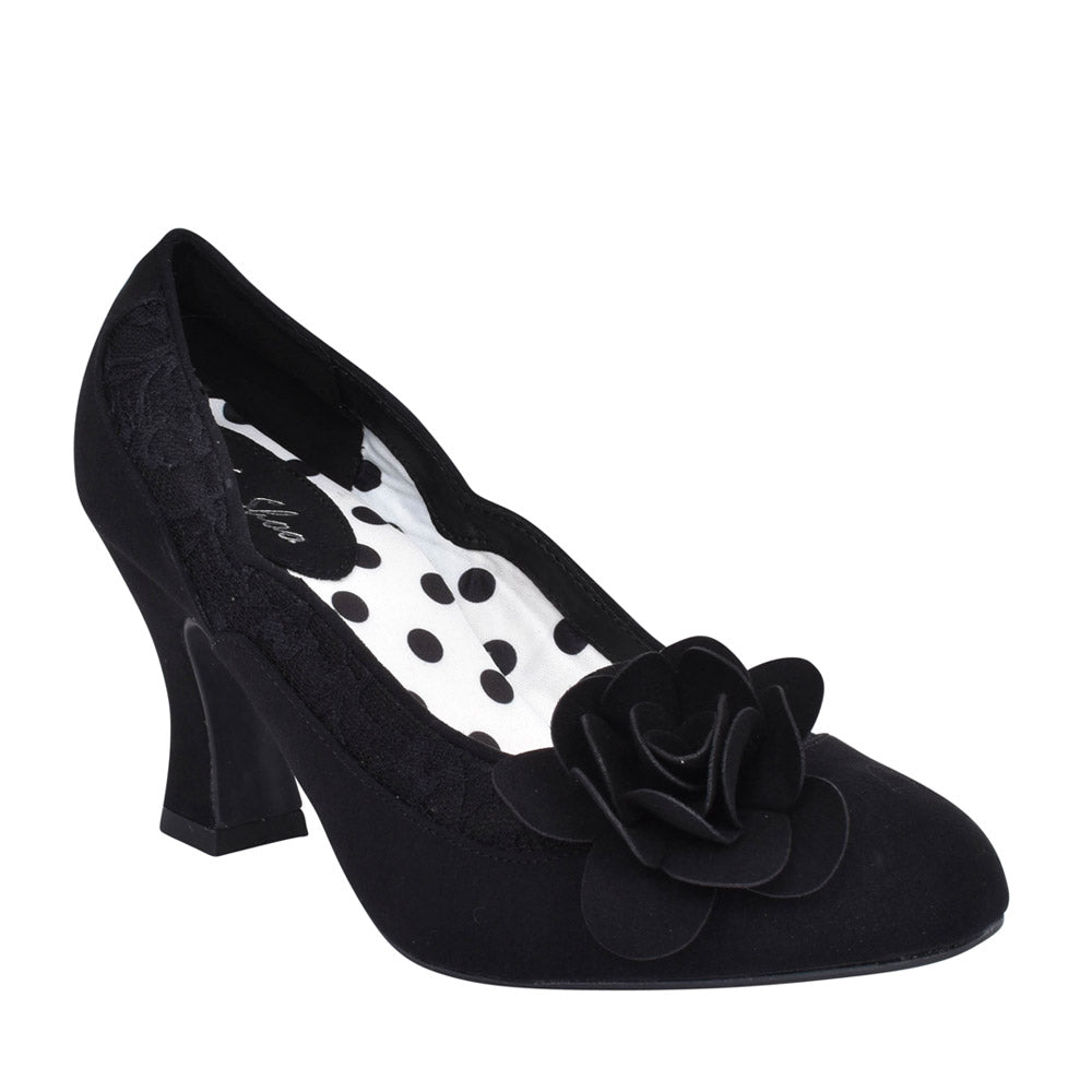 Chrissie Court Shoe In Black