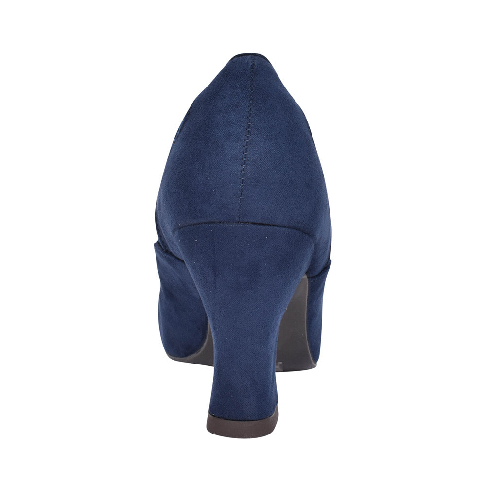 Chrissie Court Shoe In Navy
