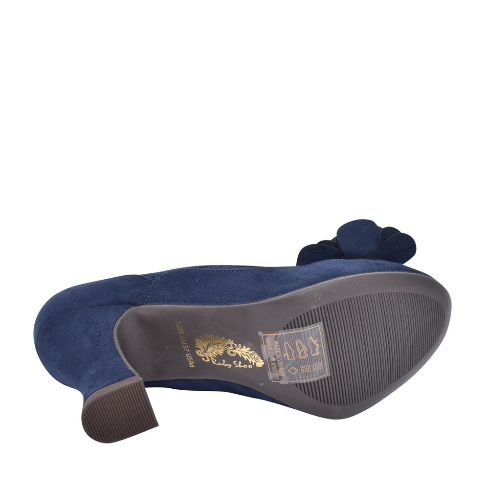 Chrissie Court Shoe In Navy