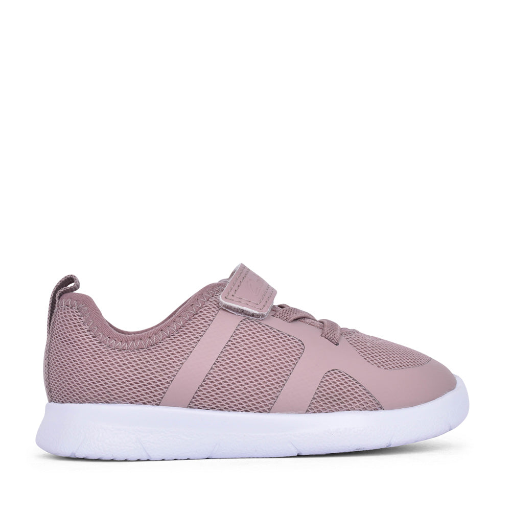 Girls Ath Flux Pink Trainer In Kids G Fit