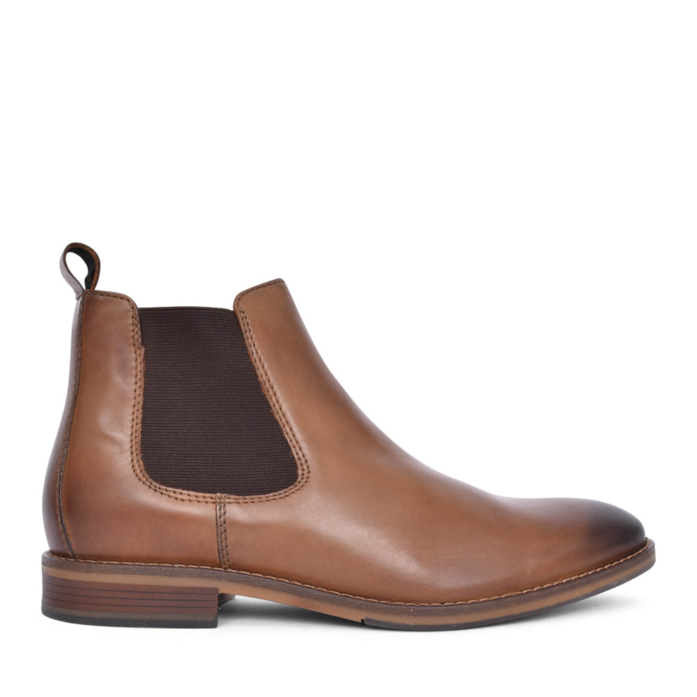 Mens Steed Chelsea Boot In Tan