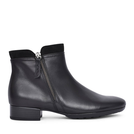 Ladies 92.718 Briano Ankle Boot In Black