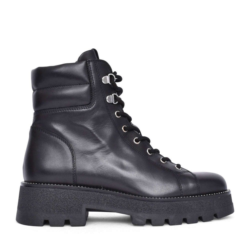 Ladies 205944 Ankle Boot In Black