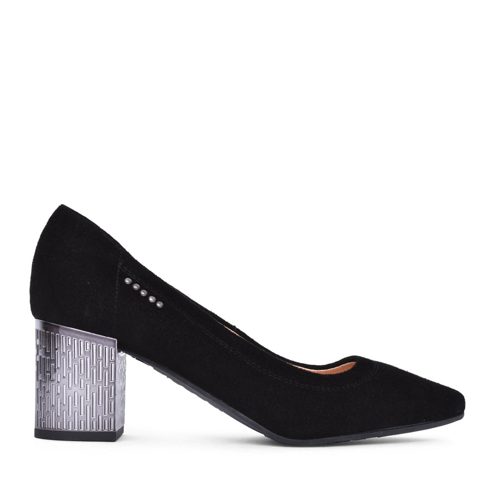 Ladies 5671 G-fit Medium Heel Court Shoe In Black