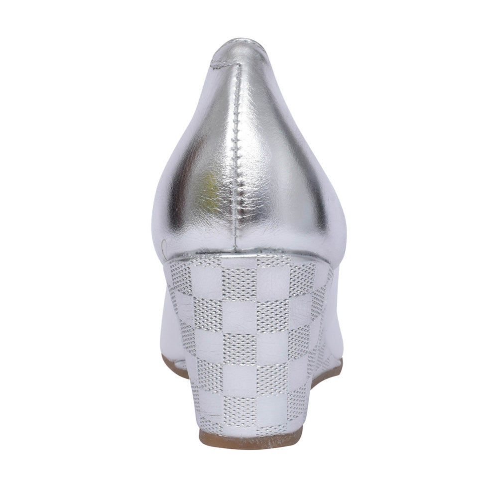 Ladies 5899 G-fit Wedge Court Shoe In White