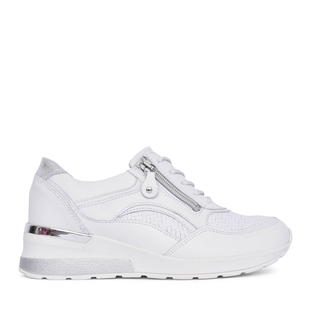 Ladies 93901 H-clara Laced Trainer. In White