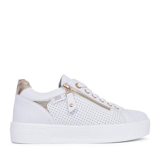 Ladies 44309 Laced Trainer In White