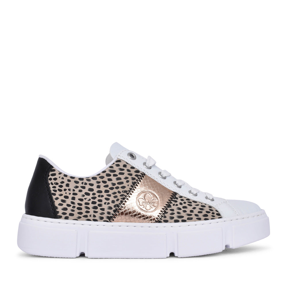Ladies N5910 Laced Trainer In White
