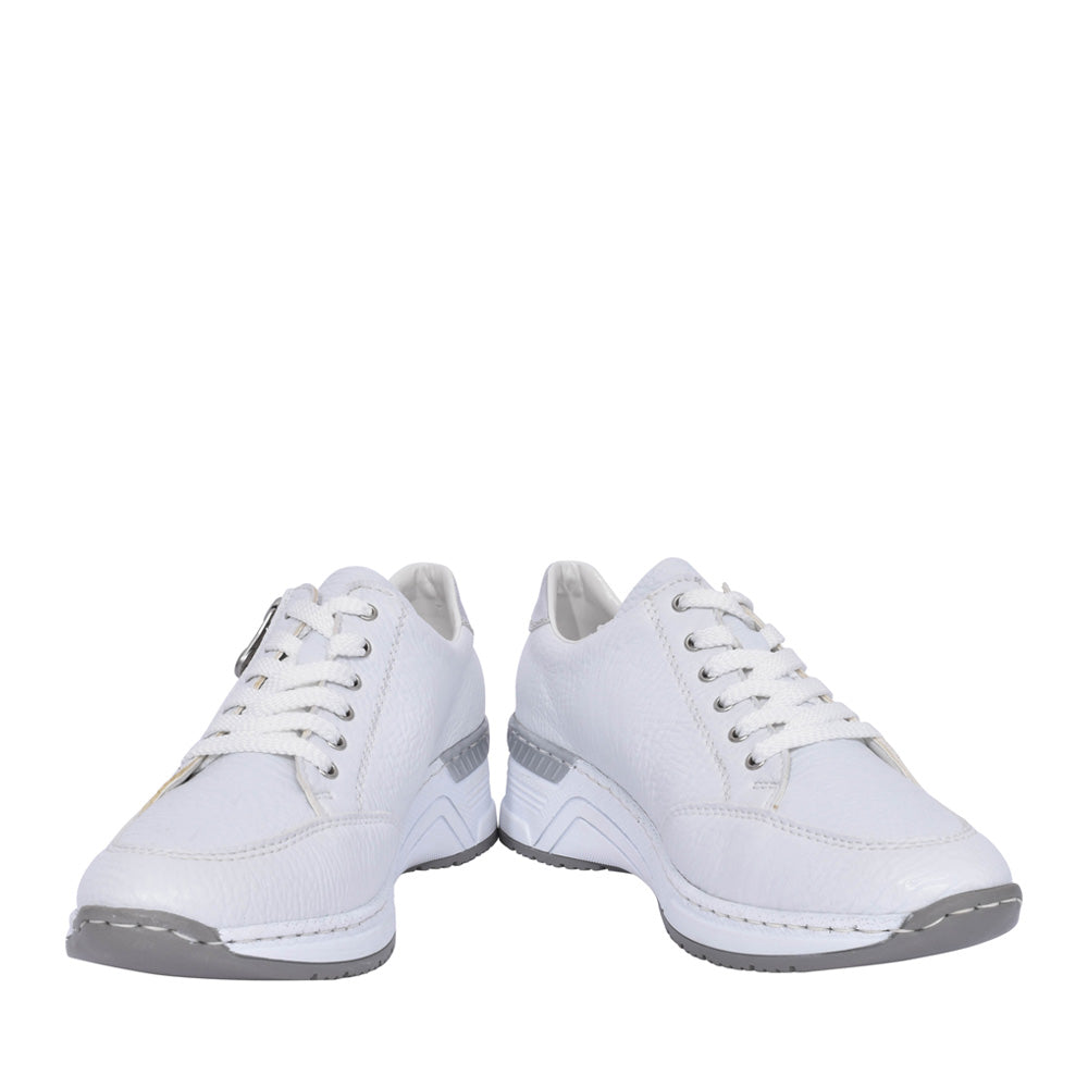Ladies N4322 Laced Trainer In White