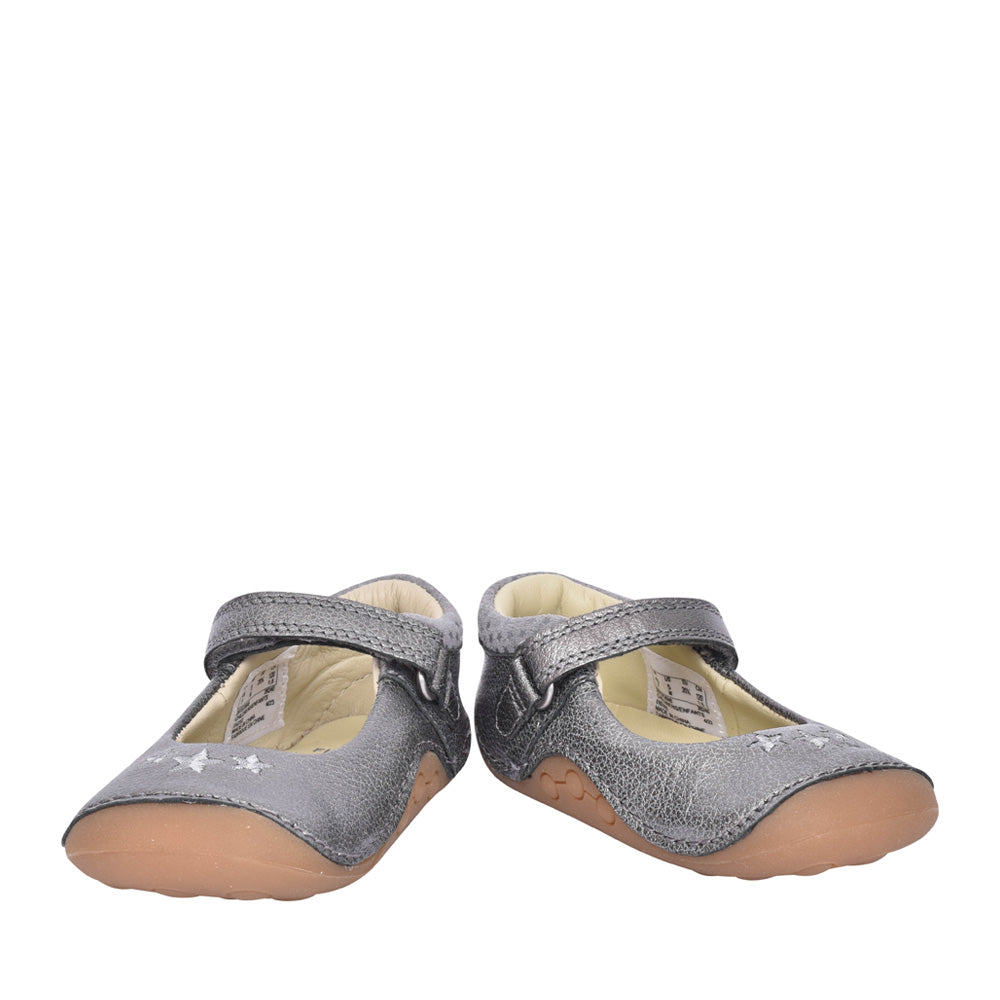 Girls Tiny Cosmo T Pewter Mary Jane Shoe In Kids F Fit